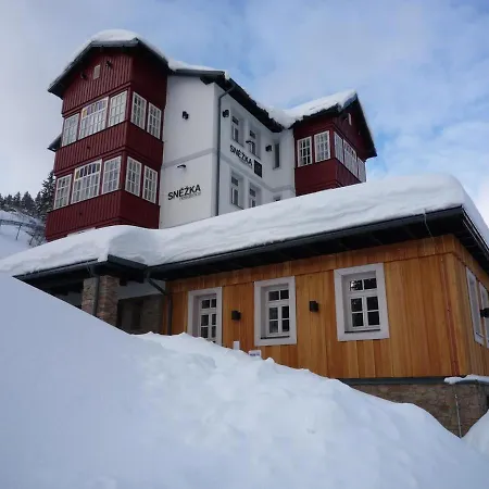 Apartman De Luxe, * Pec pod Snezkou