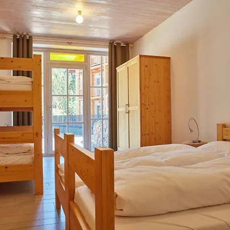 Apartman De Luxe, * Pec pod Snezkou